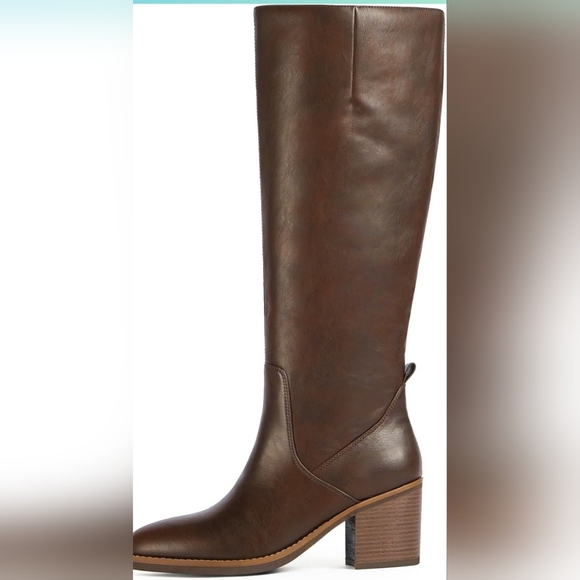 Chic Brown Leather Over the Knee Boots - Picture 2 of 5